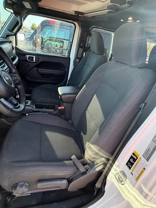 2022 Jeep JL Wrangler - Image 4 of 6