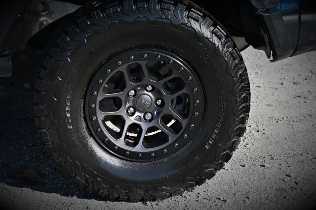 2022 Jeep JL Wrangler - Image 9 of 19