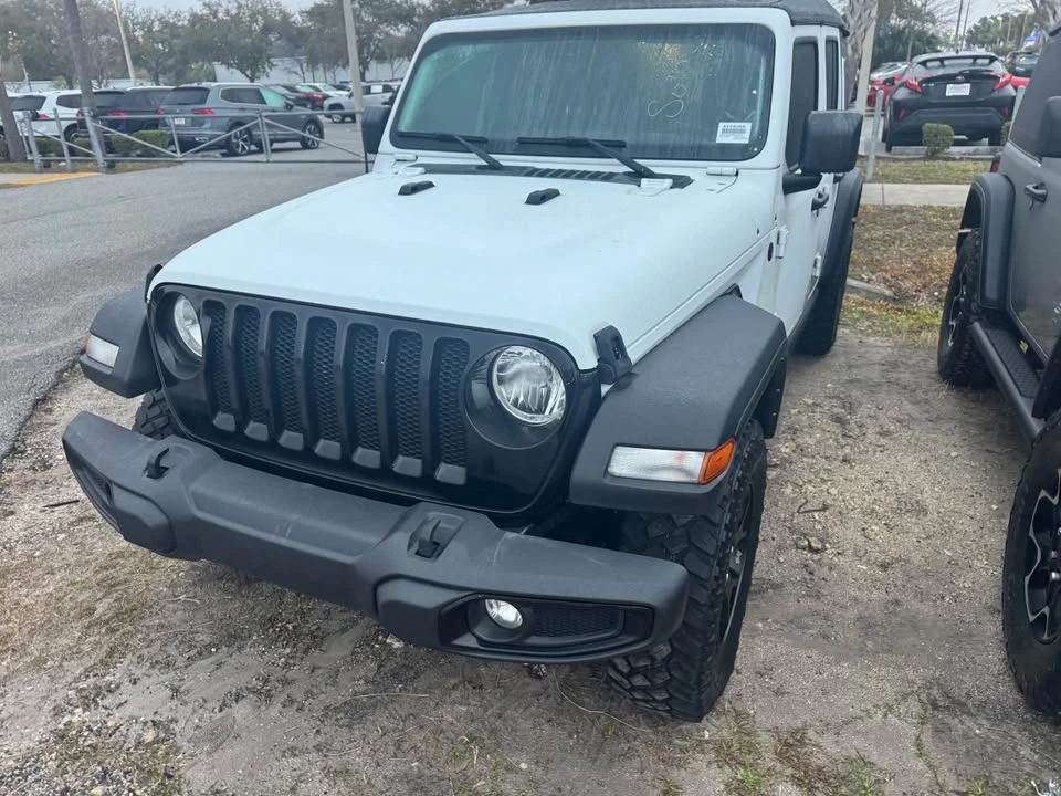 2022 Jeep JL Wrangler - Image 2 of 7