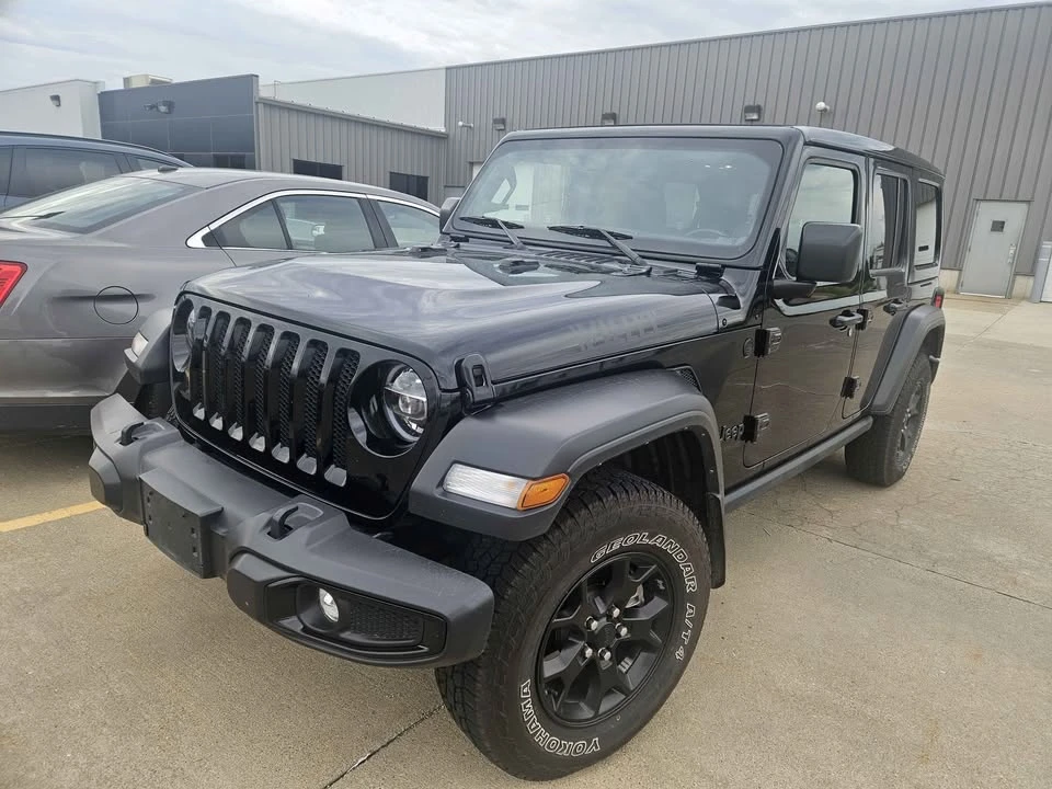 2022 Jeep JL Wrangler - Image 2 of 7