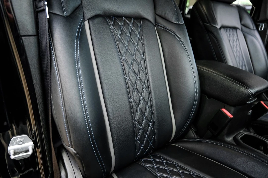 2022 Jeep JL Wrangler - Image 6 of 12