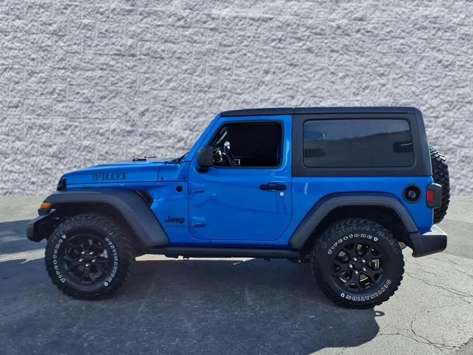 2022 Jeep JL Wrangler - Image 4 of 12