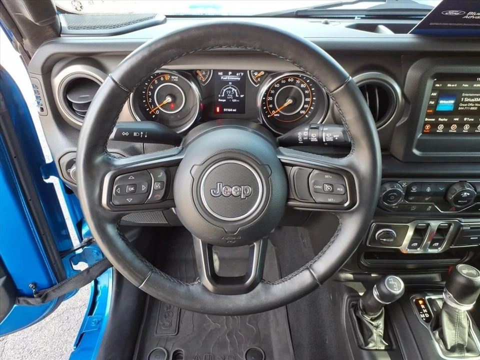 2022 Jeep JL Wrangler - Image 5 of 12