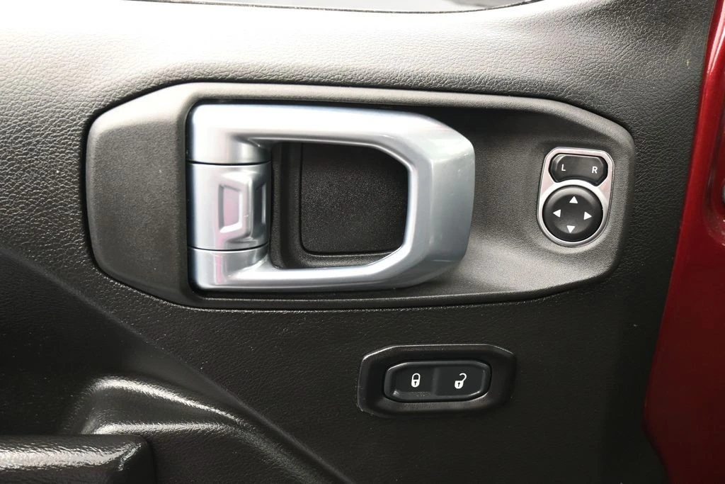 2022 Jeep - Image 13 of 31