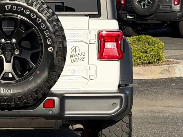 2022 Jeep JL Wrangler - Image 9 of 12