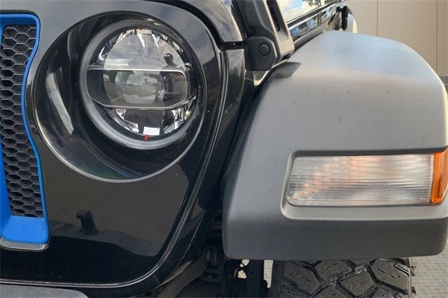 2022 Jeep JL Wrangler - Image 10 of 12