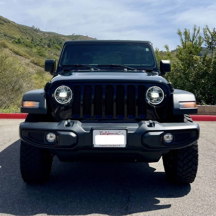 2022 Jeep JL Wrangler - Image 3 of 14