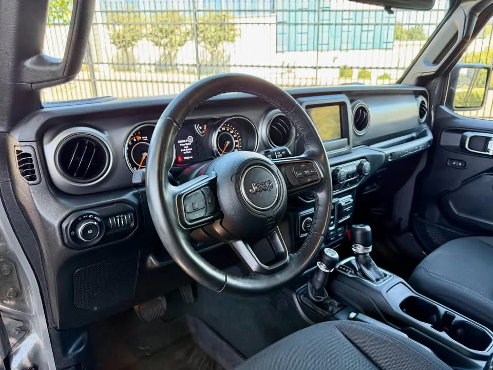 2022 Jeep JL Wrangler - Image 12 of 20