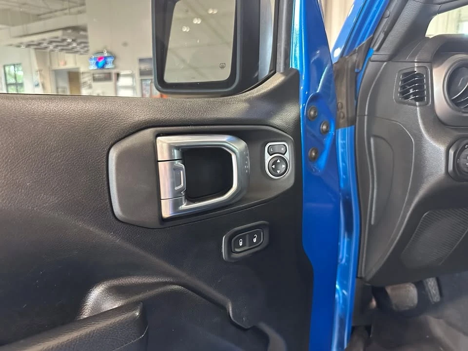 2022 Jeep JL Wrangler - Image 9 of 20