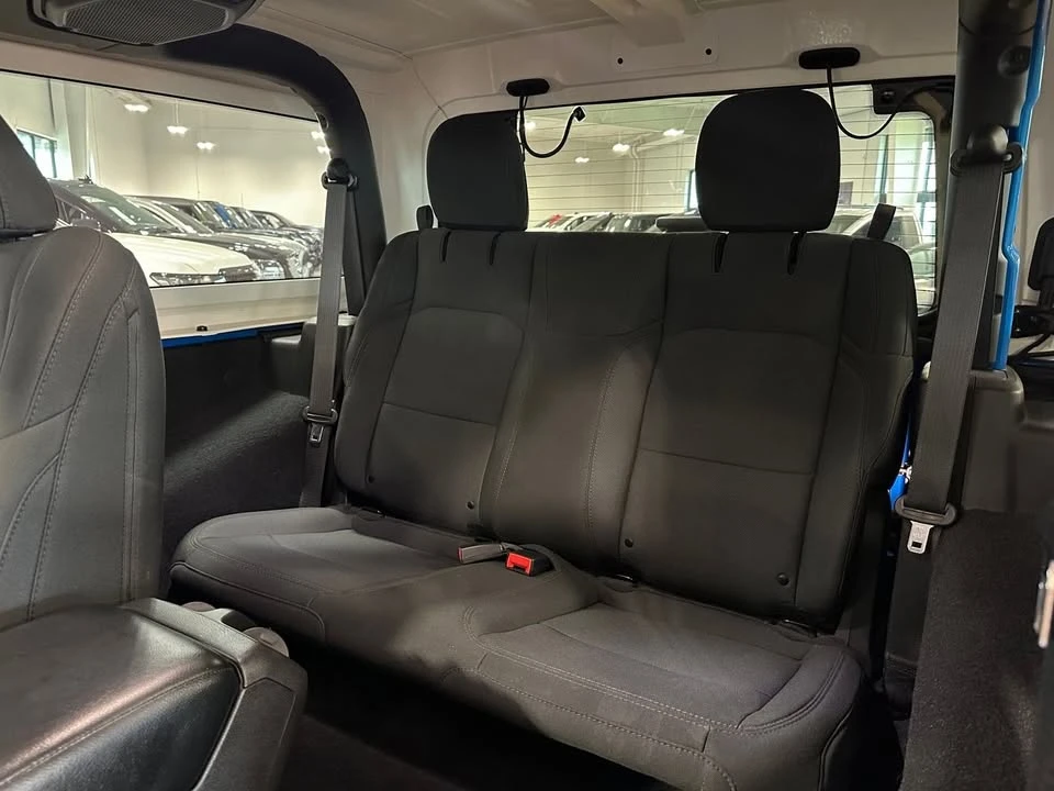 2022 Jeep JL Wrangler - Image 11 of 20