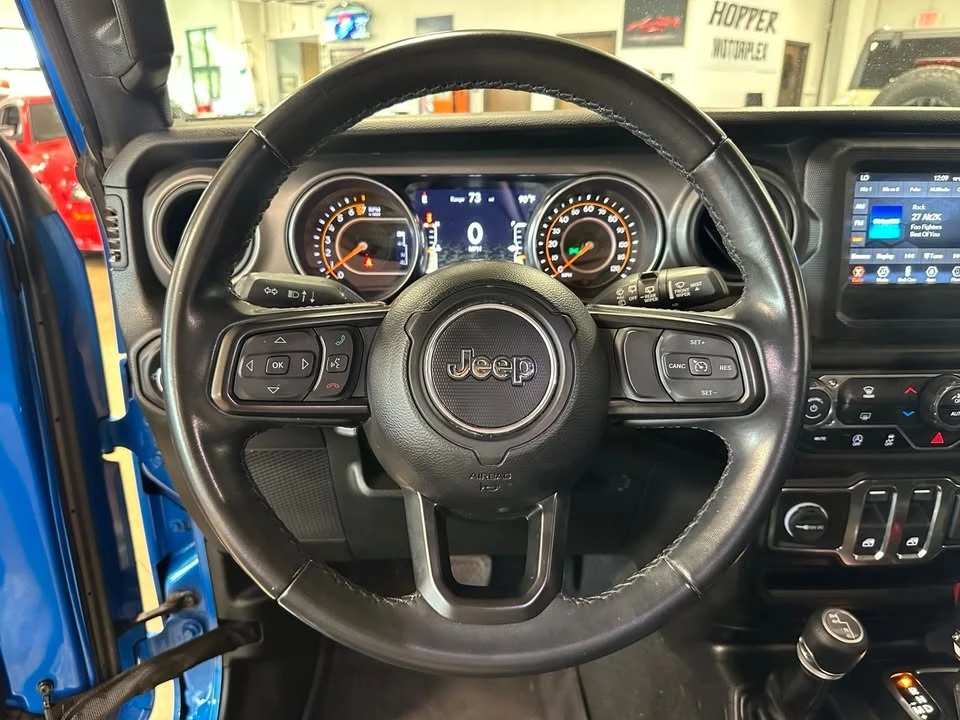 2022 Jeep JL Wrangler - Image 14 of 20