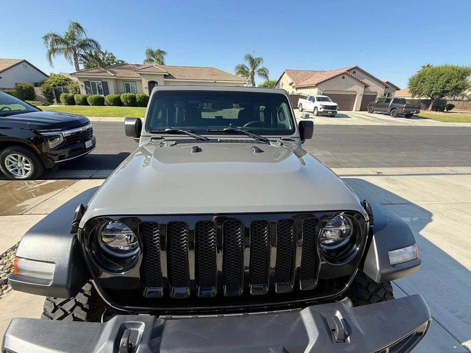 2022 Jeep JL Wrangler - Image 5 of 11
