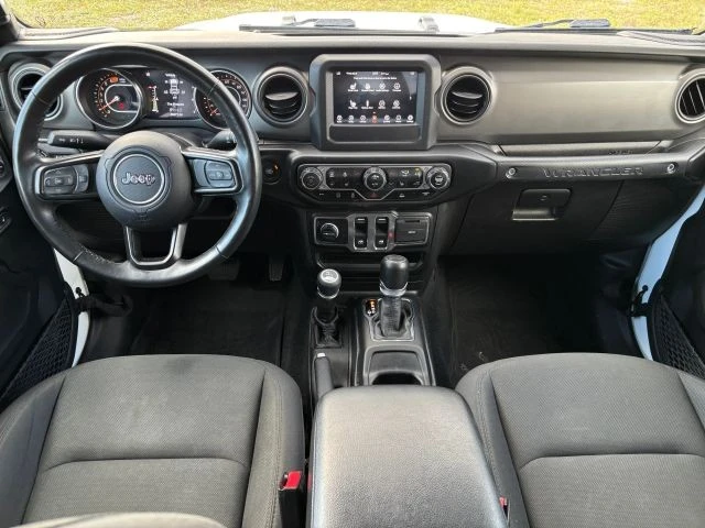 2022 Jeep JL Wrangler - Image 11 of 21