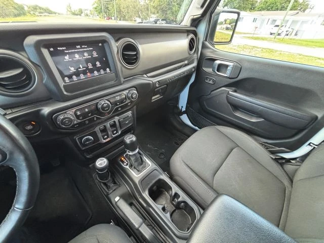 2022 Jeep JL Wrangler - Image 18 of 21