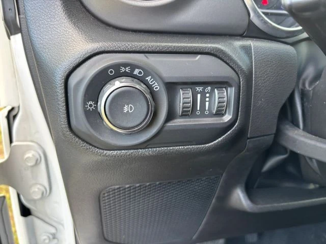 2022 Jeep JL Wrangler - Image 19 of 21