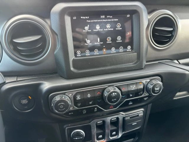 2022 Jeep JL Wrangler - Image 15 of 21