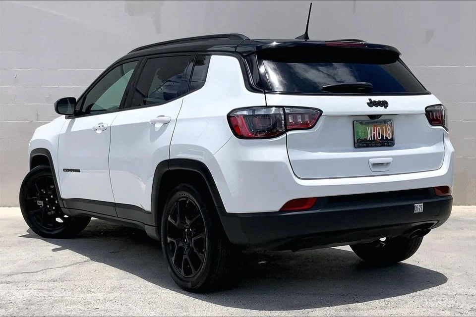 2022 Jeep Compass - Image 4 of 10