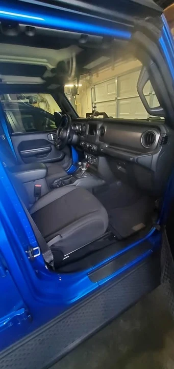 2022 Jeep JT Gladiator - Image 15 of 17
