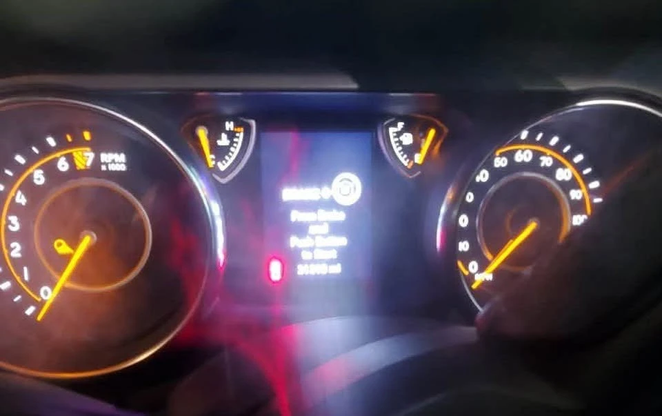 2022 Jeep JT Gladiator - Image 10 of 17