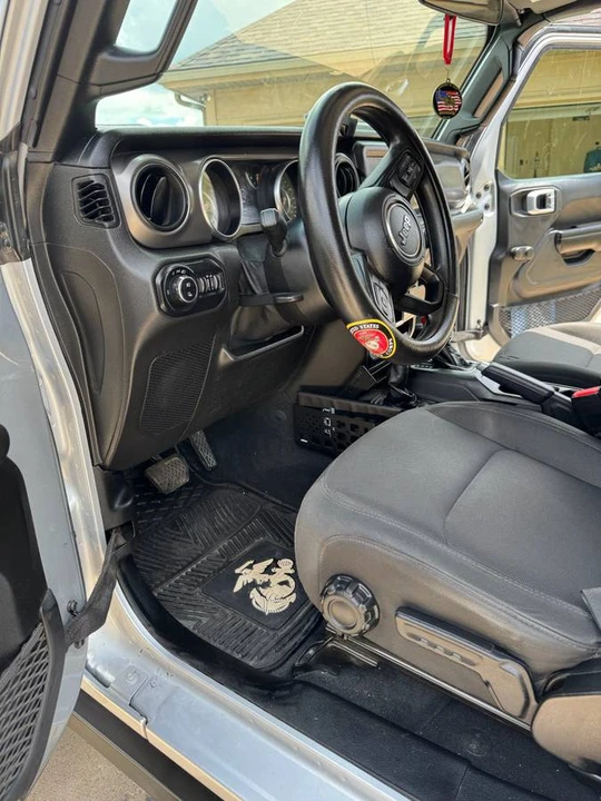 2022 Jeep JT Gladiator - Image 6 of 8