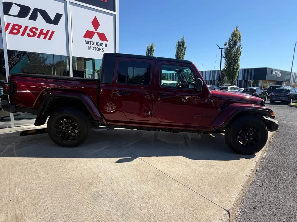 2022 Jeep JT Gladiator - Image 3 of 11