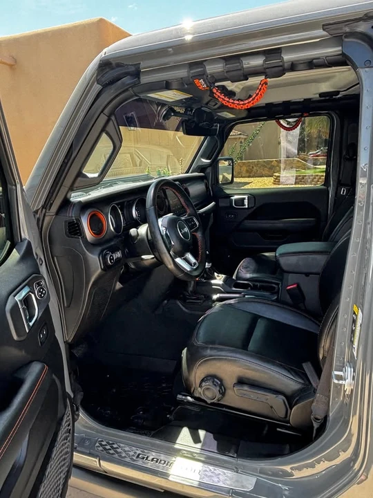 2022 Jeep JT Gladiator - Image 2 of 12