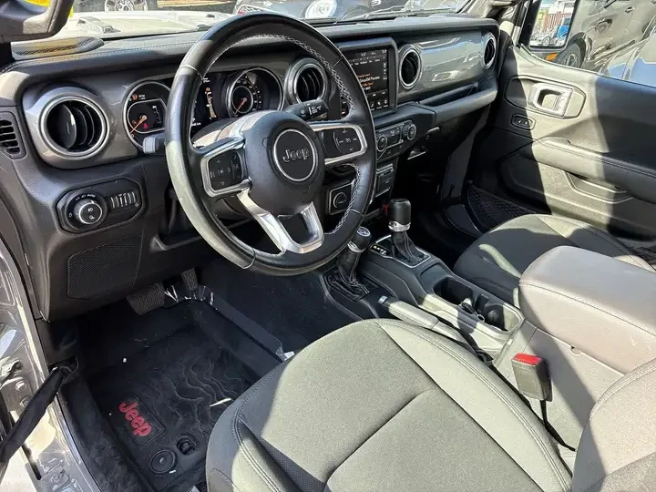 2022 Jeep JT Gladiator - Image 8 of 13