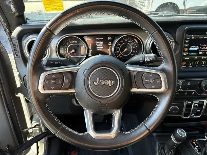 2022 Jeep JT Gladiator - Image 9 of 13