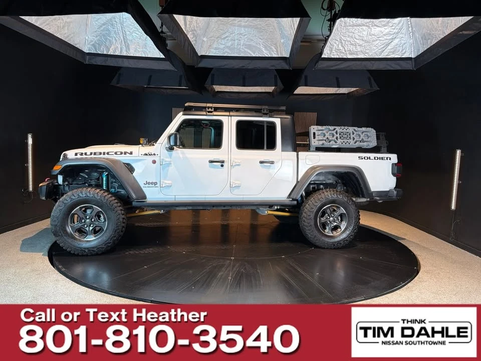2022 Jeep JT Gladiator - Image 2 of 11