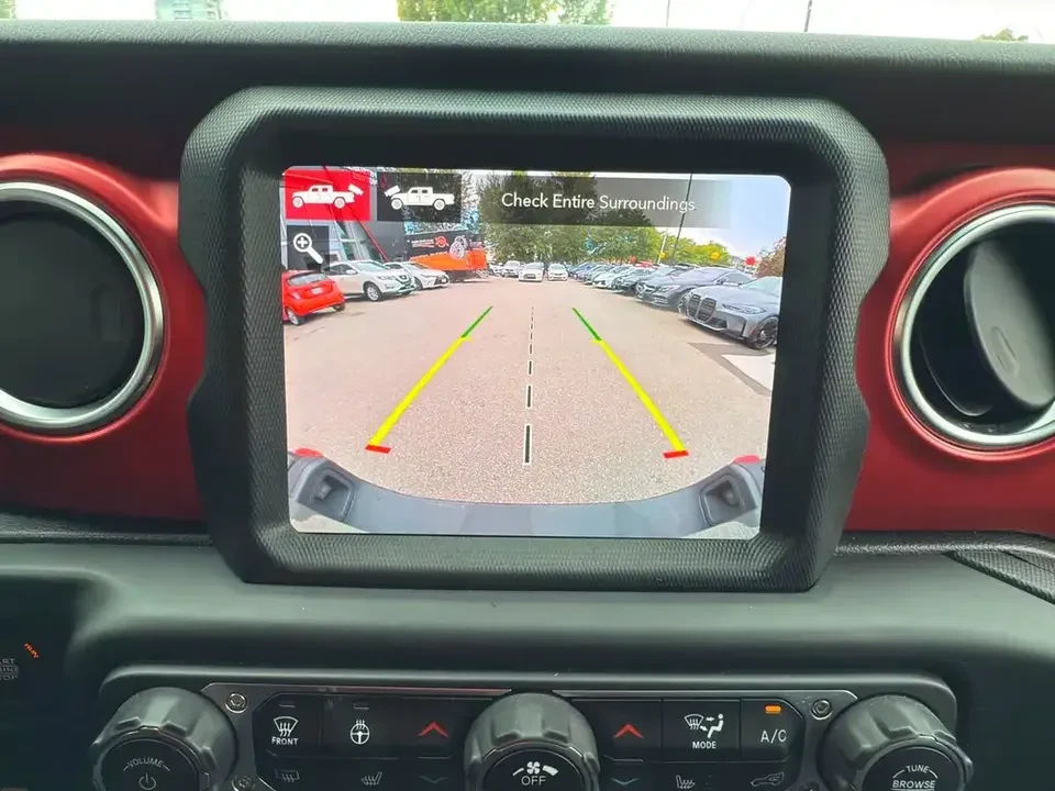2022 Jeep JT Gladiator - Image 10 of 11