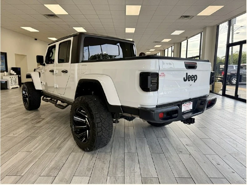 2022 Jeep JT Gladiator - Image 8 of 19