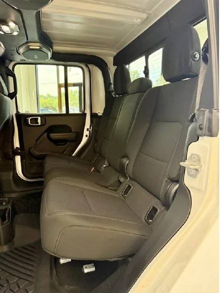 2022 Jeep JT Gladiator - Image 16 of 19