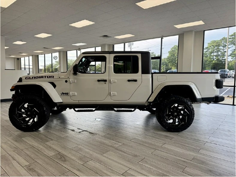 2022 Jeep JT Gladiator - Image 4 of 19