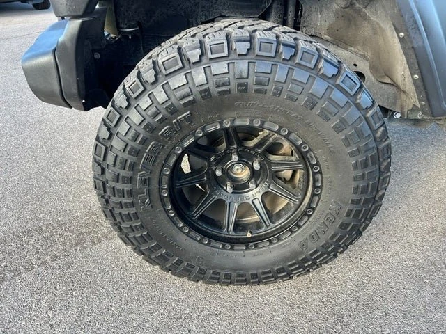 2022 Jeep JT Gladiator - Image 9 of 19