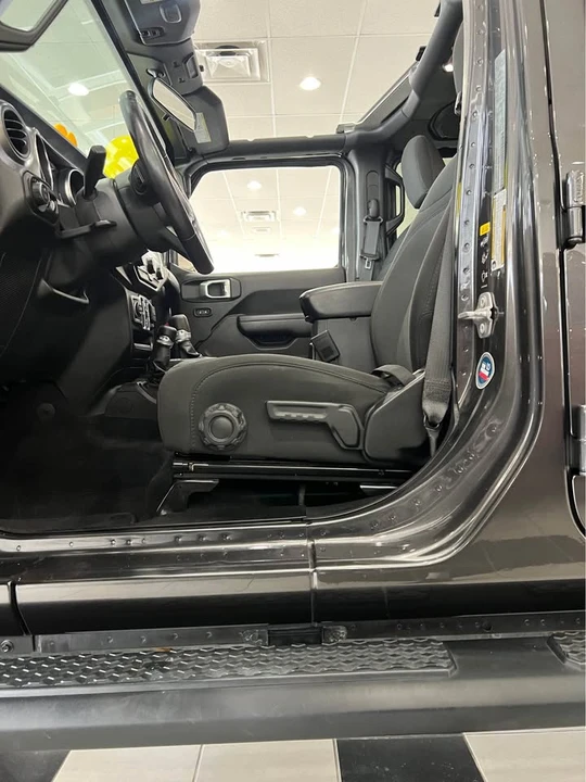 2022 Jeep JT Gladiator - Image 8 of 18