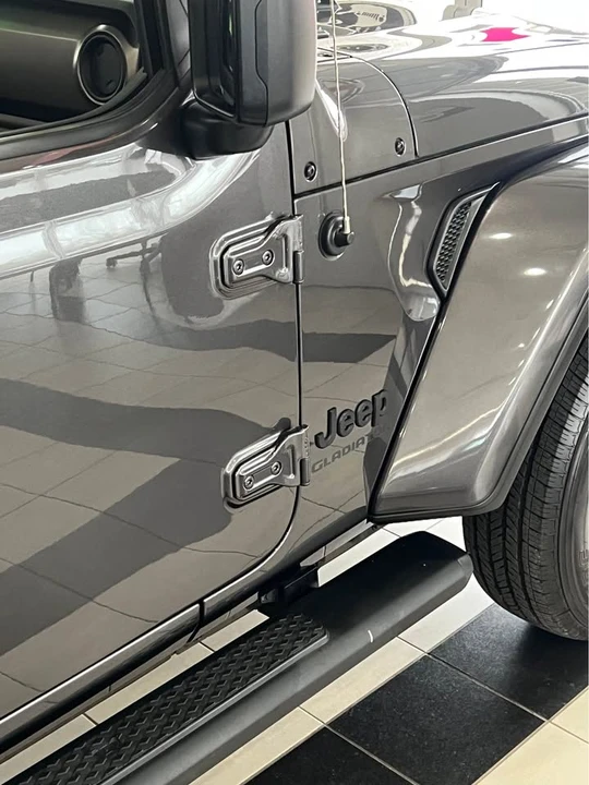 2022 Jeep JT Gladiator - Image 4 of 18