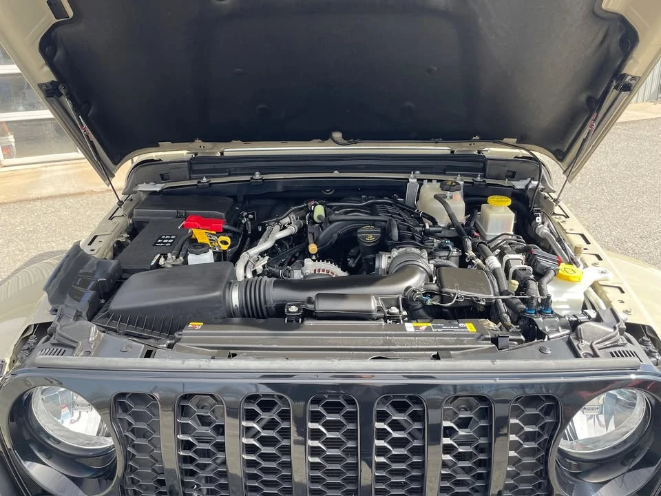 2022 Jeep JT Gladiator - Image 19 of 20