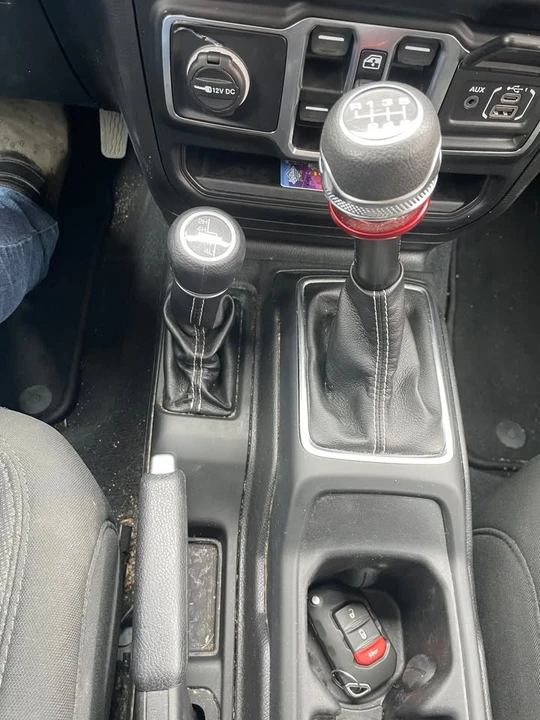 2022 Jeep JL Wrangler - Image 7 of 20