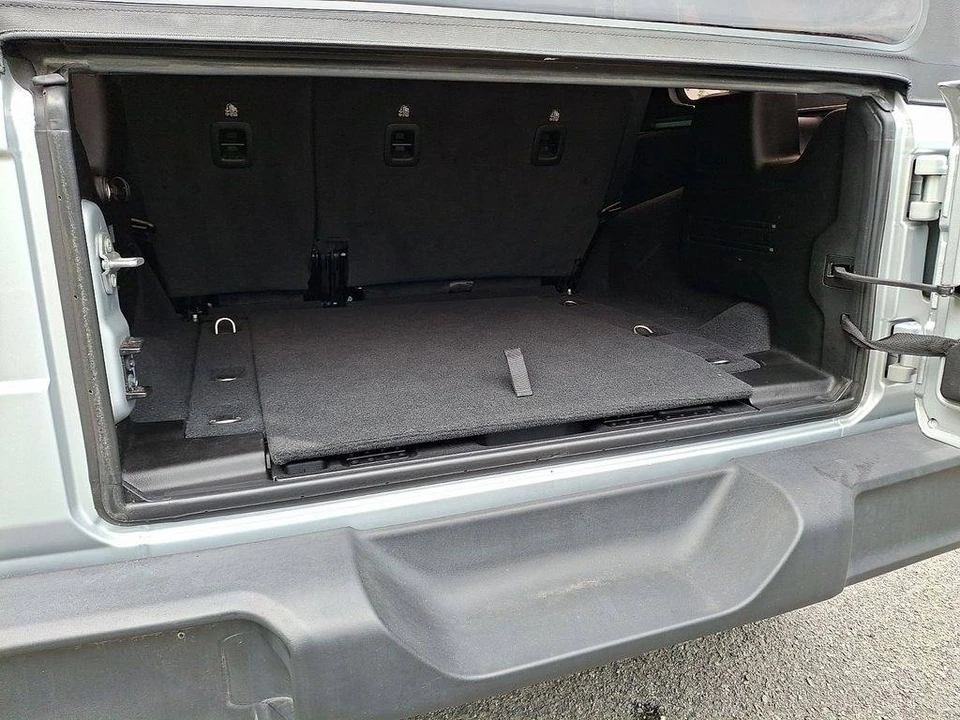 2022 Jeep JL Wrangler - Image 7 of 7