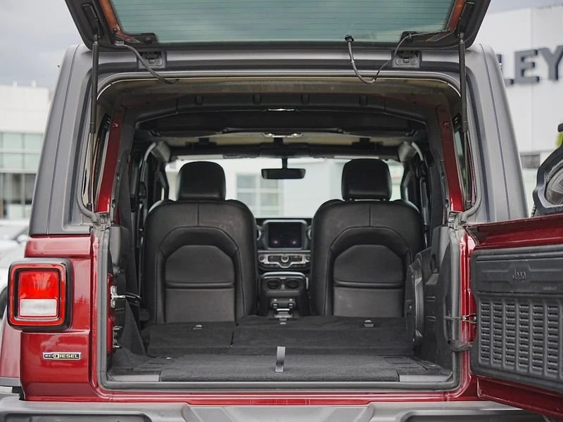 2022 Jeep JL Wrangler - Image 19 of 20