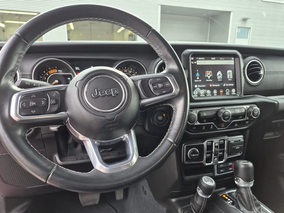 2022 Jeep JL Wrangler - Image 11 of 13