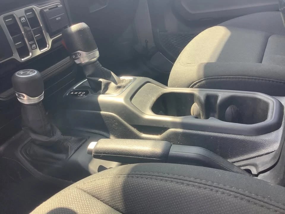 2022 Jeep JL Wrangler - Image 11 of 14