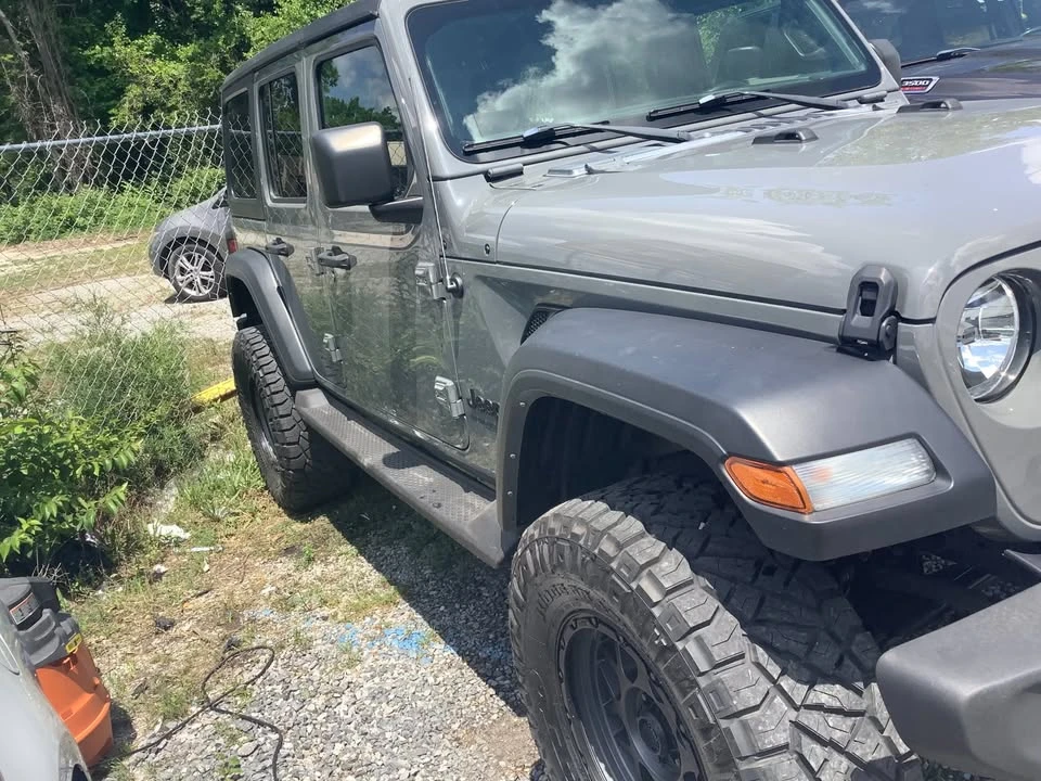 2022 Jeep JL Wrangler - Image 4 of 14