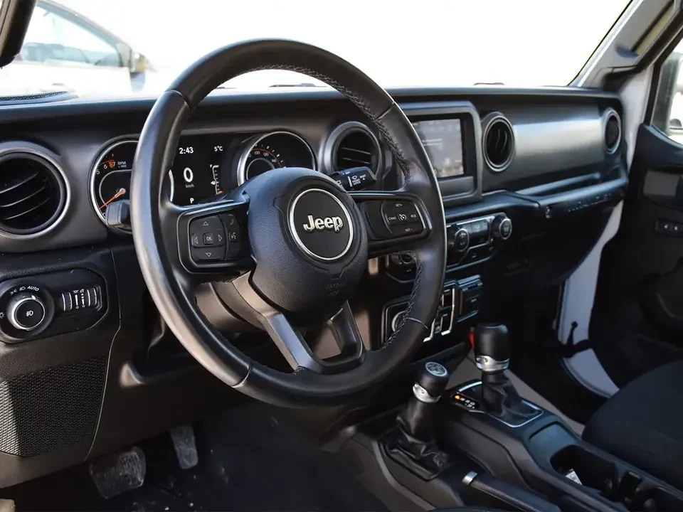 2022 Jeep JL Wrangler - Image 13 of 20