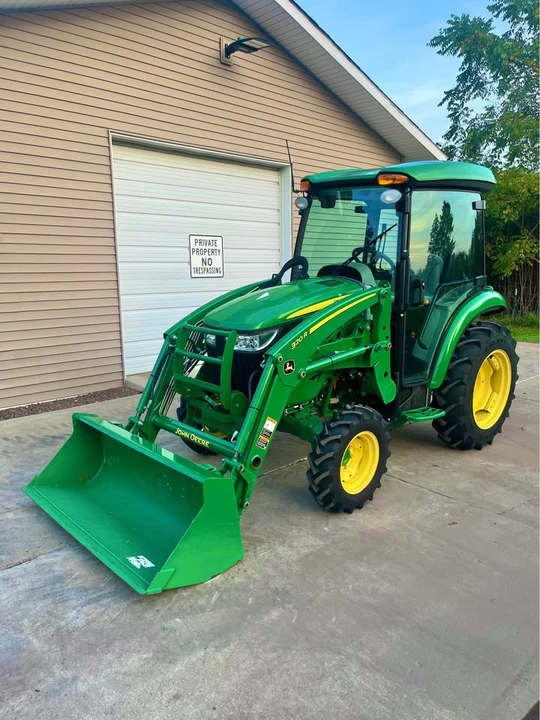 2022 John Deere - Image 3 of 15