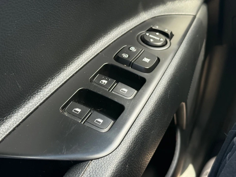 2022 Kia Rio - Image 10 of 21
