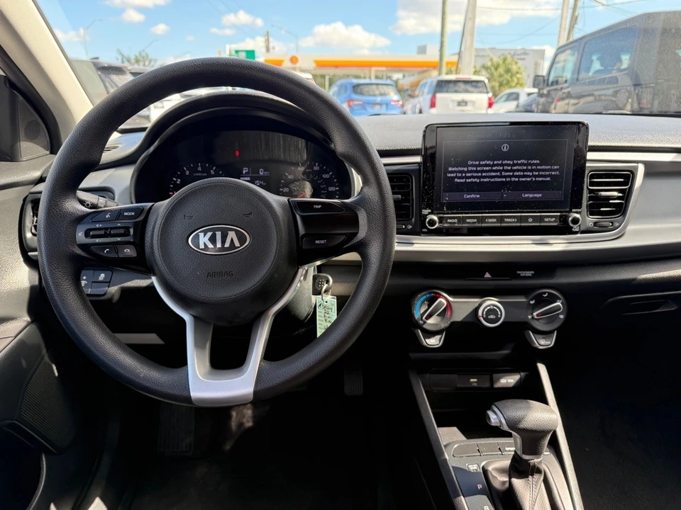 2022 Kia Rio - Image 12 of 21