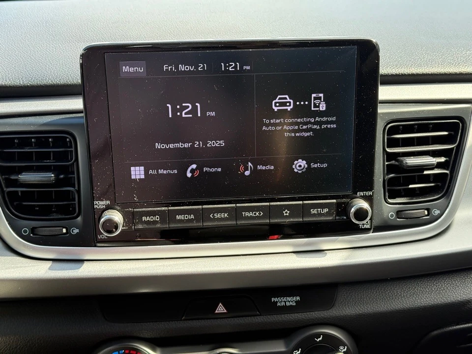 2022 Kia Rio - Image 18 of 21