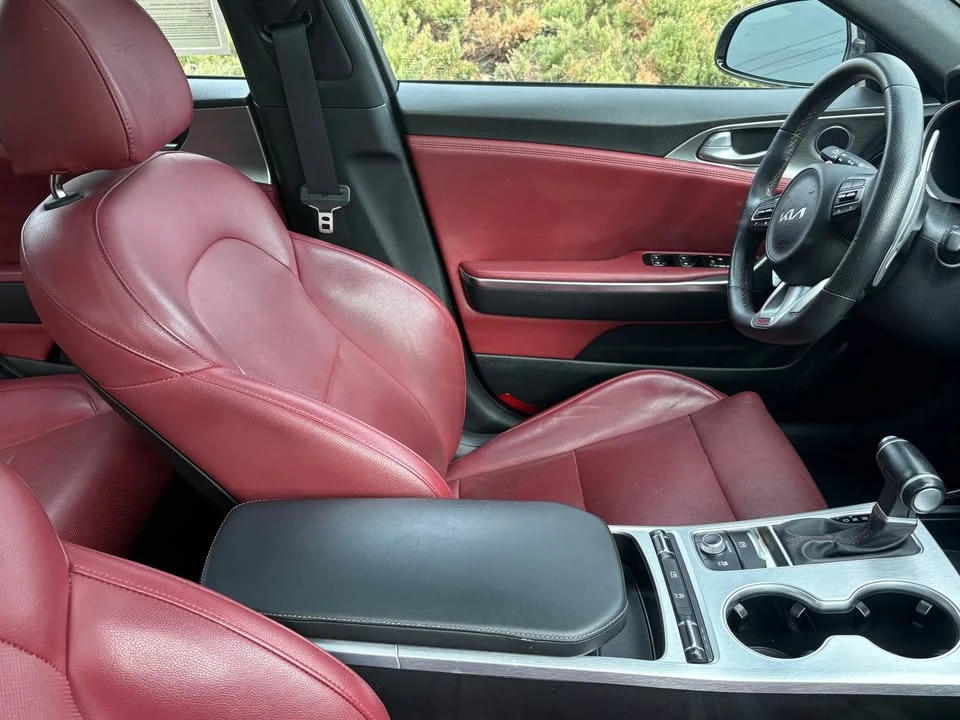 2022 Kia Stinger GT - Image 4 of 5