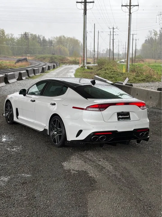 2022 Kia Stinger GT - Image 5 of 17